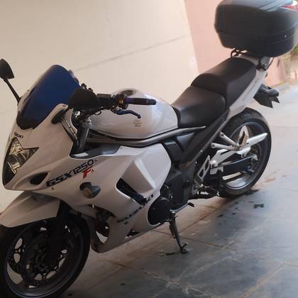 SUZUKI GSX 1250 FA SUZUKI GSX 1250 FA